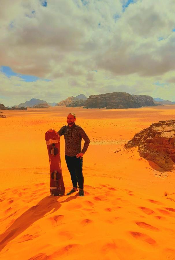 Wadi Rum Camels Camp Exterior photo