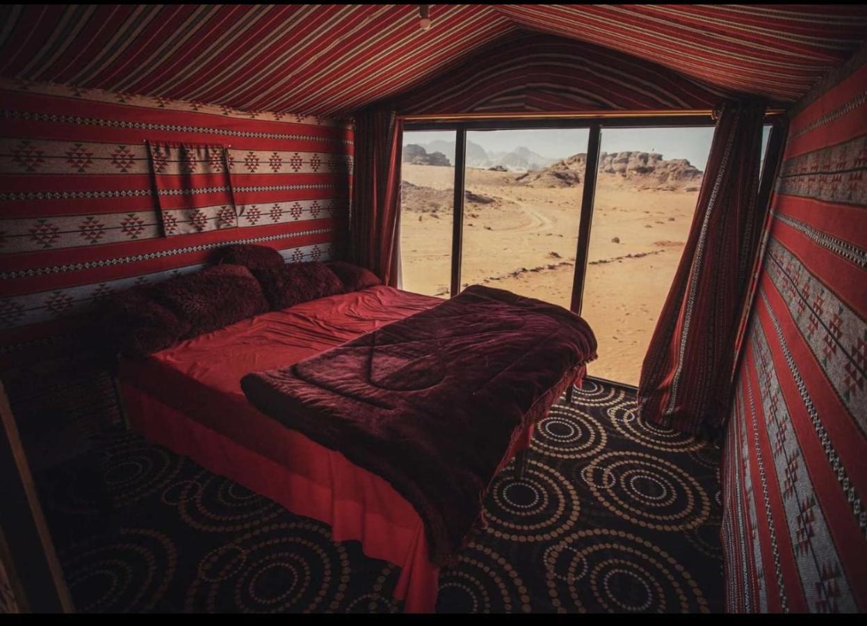 Wadi Rum Camels Camp Exterior photo