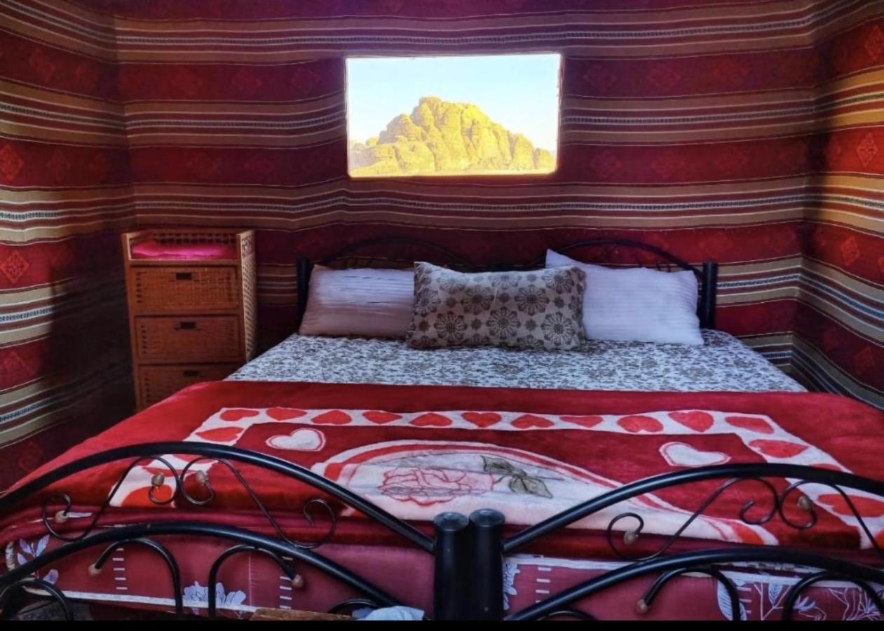 Wadi Rum Camels Camp Exterior photo
